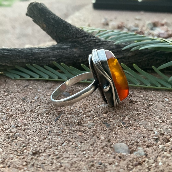 Baltic Amber & Silver Ring - Picture 5 of 8